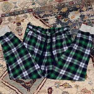 Aerie Green and Navy Plaid Lounge/Pajama Pants